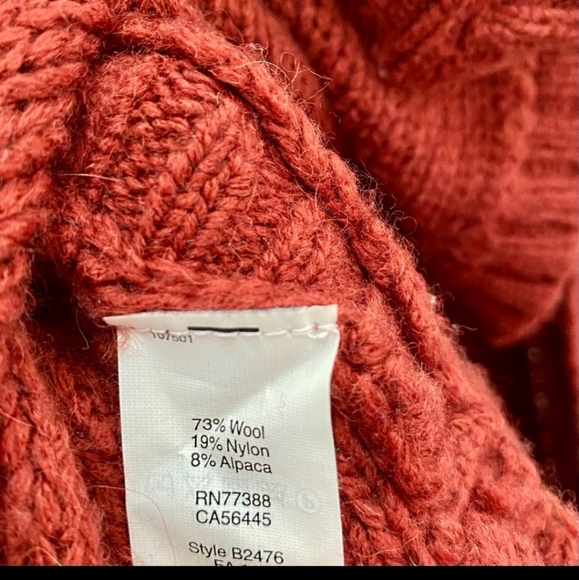 Madewell rust cabled wool/alpacal Sweater XS. Fall rust color for layeri… - Picture 7 of 7